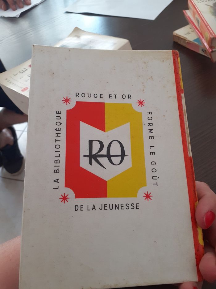 Les deux nigauds - photo numéro 2