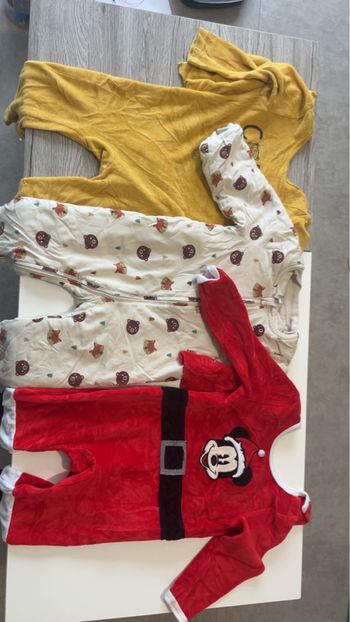 Lot de pyjama 24 mois