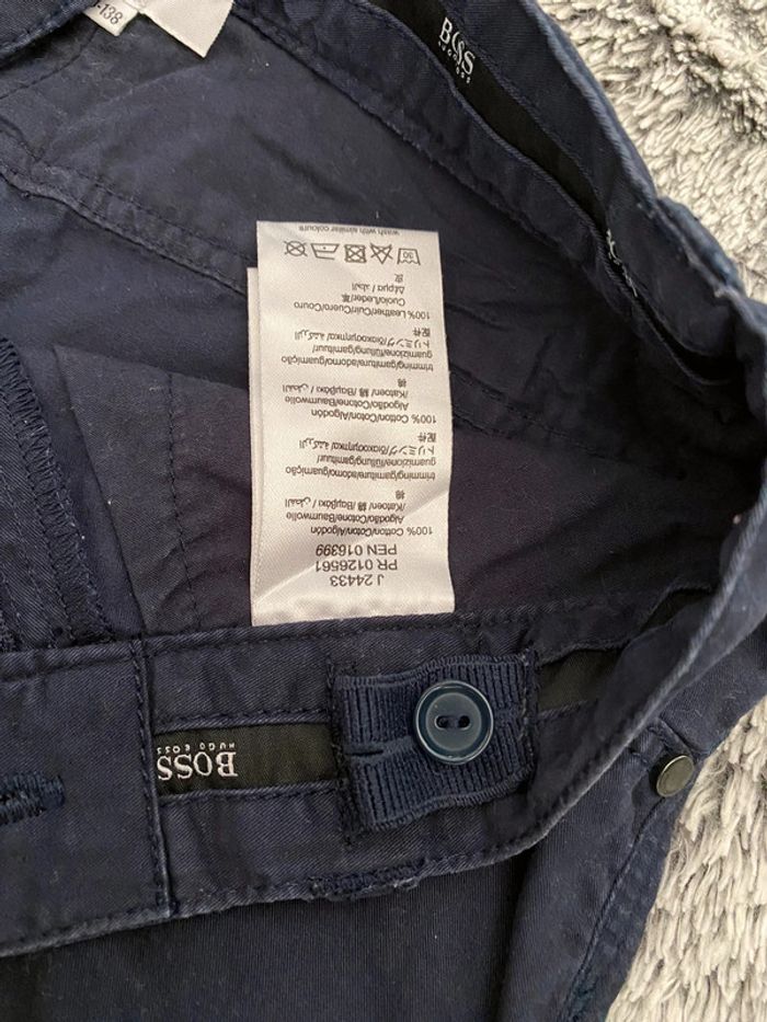 Short long bleu Hugo Boss - 10 ans - photo numéro 3
