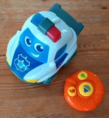 Première voiture télécommandée