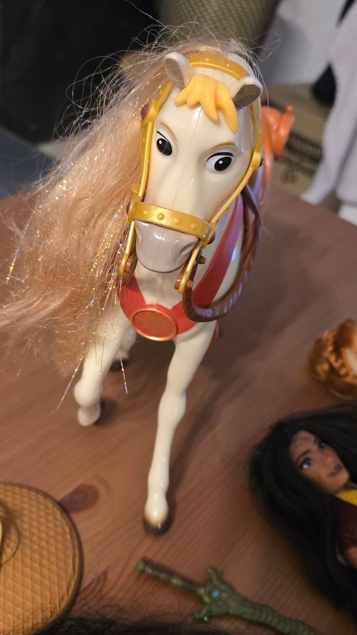 😍🥰🩷🩷🎉🎉 superbe lot princesses et cheval disney 🥰😍🩷🩷 - photo numéro 5