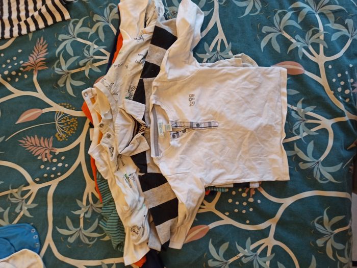 Lot vêtements garçon 9-12 mois - photo numéro 3