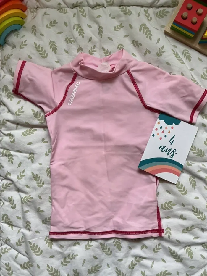 teeshirt anti UV rose tribord decathlon 4 ans - photo numéro 2