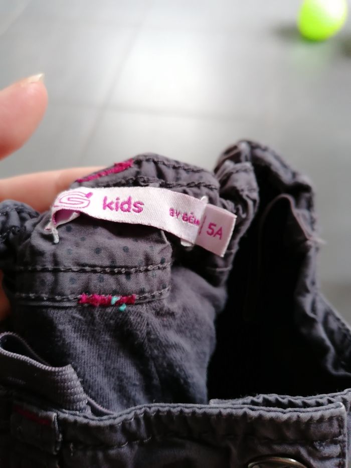 Lot de 2 pantalon en 5 ans - photo numéro 3