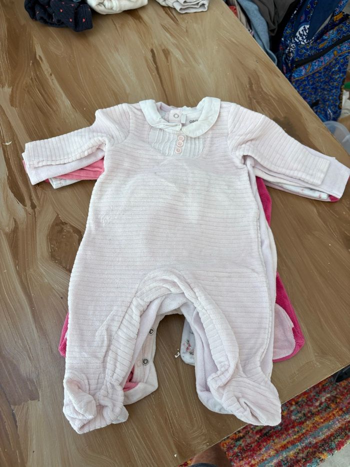 Lot de 6 pyjamas hiver 3 mois - photo numéro 6