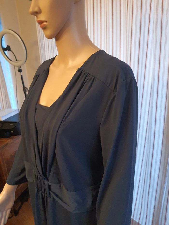 Jolie Robe bleu marine Charles Vögele fr be 46 - photo numéro 7