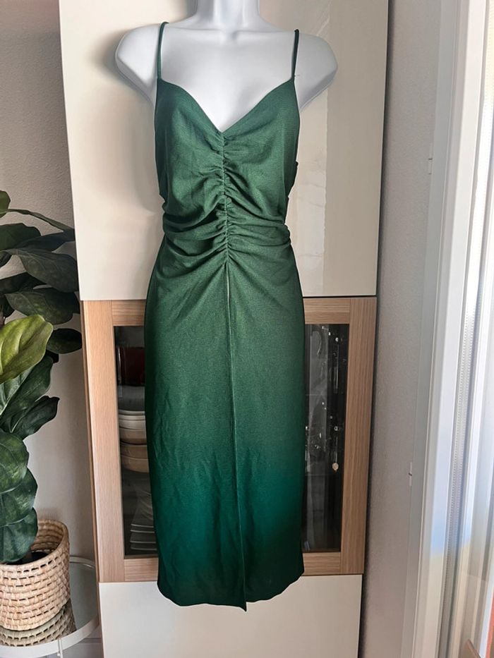 Robe ouverte vert sapin Zara - photo numéro 2