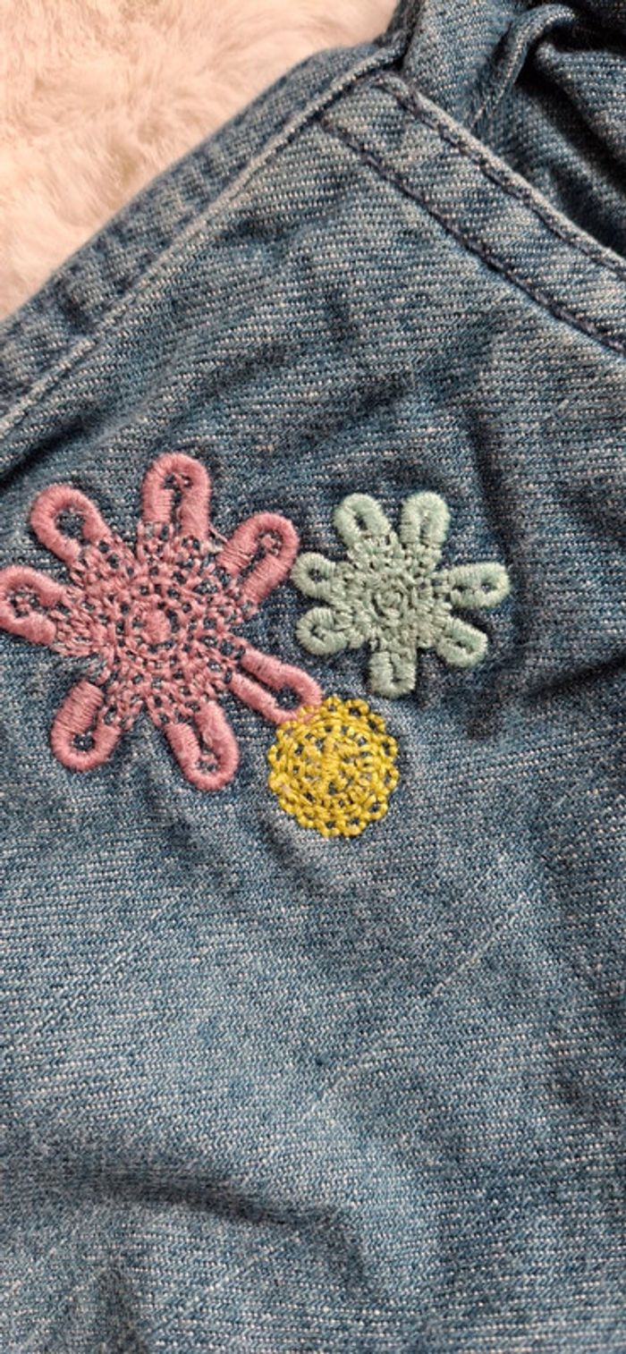 Jeans fille taille 6 mois - photo numéro 3