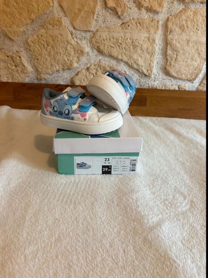 Baskets Disney Stitch – Taille 23 – Quasi neuves - photo numéro 2