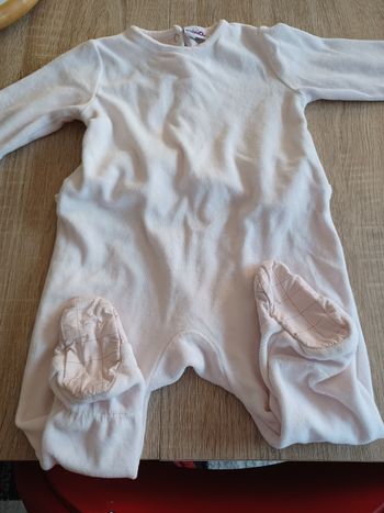 Pyjama  12 mois tout doux