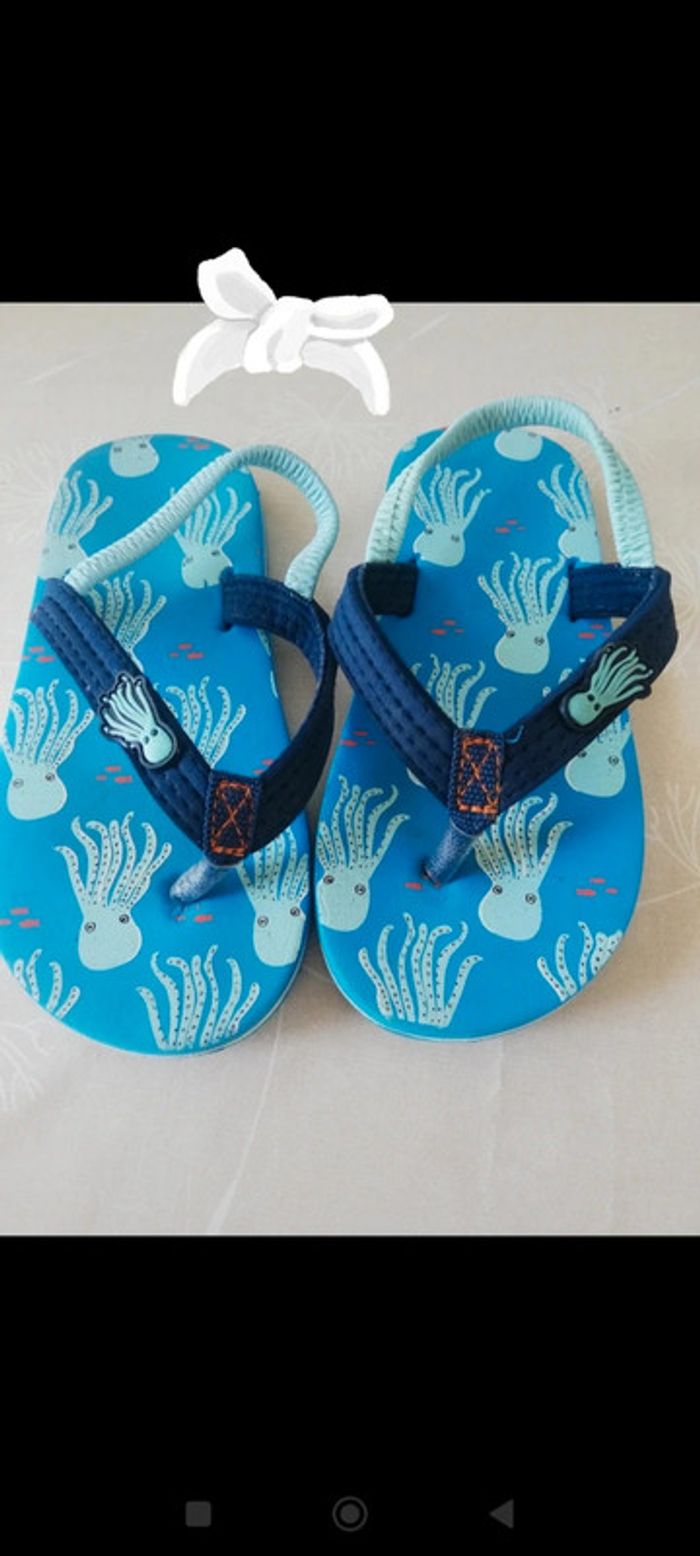 Tongs bleu méduse taille 28