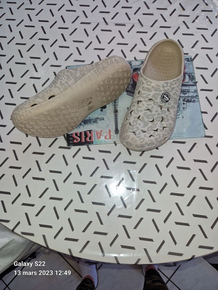 Crocs - photo numéro 2