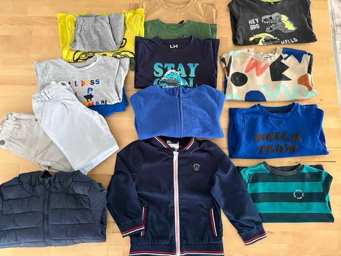 Lot de vêtements 4 ans - photo numéro 2