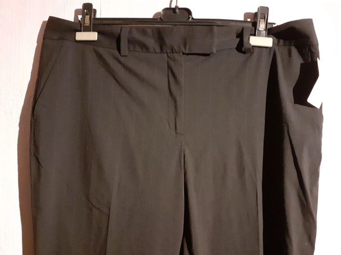 Pantalon neuf H&M taille 46 - photo numéro 4