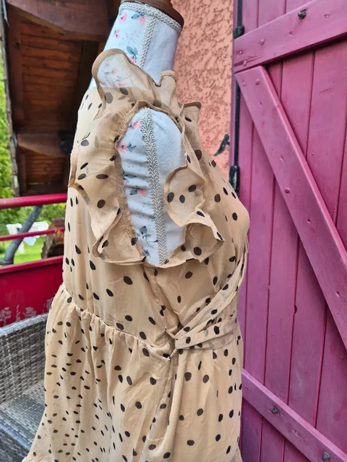 Robe longue cache-coeur sans manches T. 44 - photo numéro 4