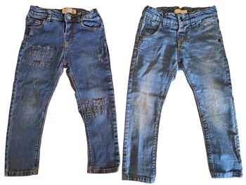 Lot de 2 jeans fille 4 ans TBE