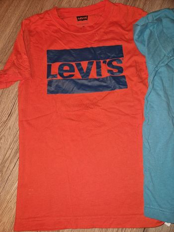 Tee short levis