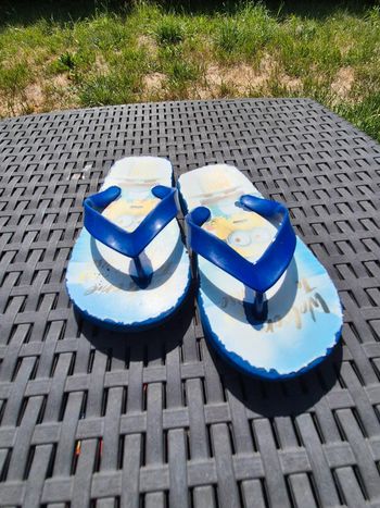 Tongs Les Minions pointure 30