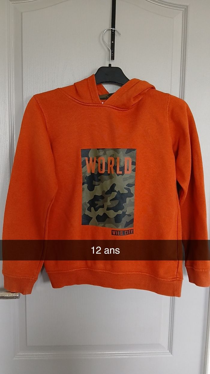 Pull à capuche