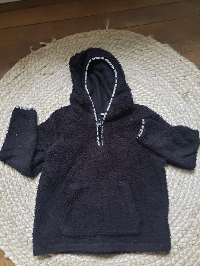 Pull chaud - photo numéro 2
