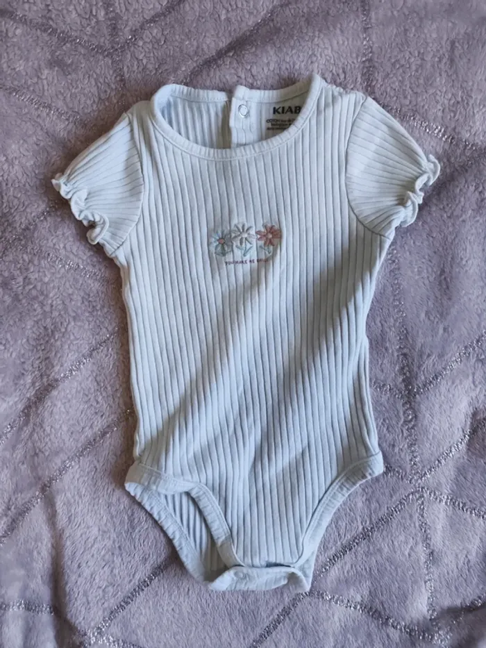 Body manches courtes 3 mois Kiabi - photo numéro 2