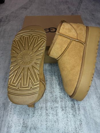 Bottes UGG Classic Ultra Mini