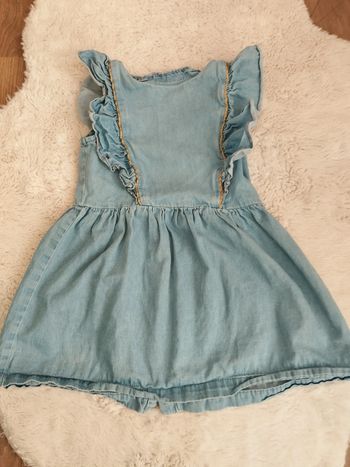 Robe en jean taille 24 mois