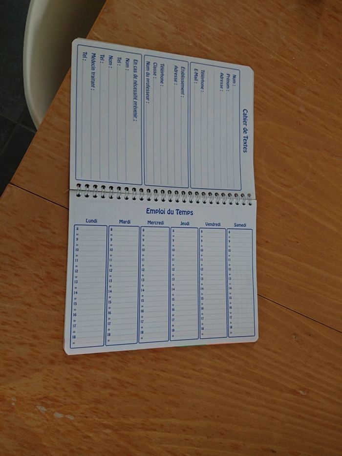 Cahier de texte - photo numéro 2