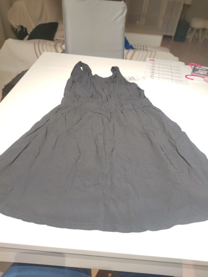 Robe noire fluide goutte dos Gémo 12 ans