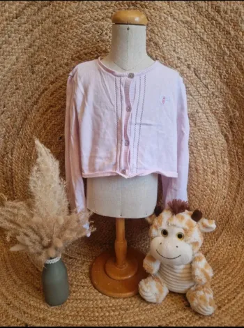 Jolie gilet court rose fille sergent major 7 ans