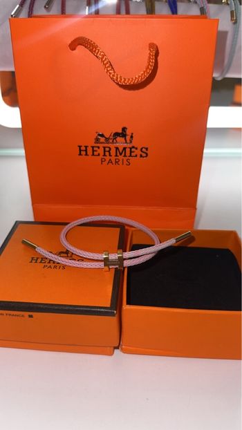 Bracelet H rose clair