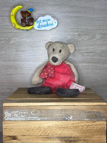 EGT14 doudou ours 🐻 egmont toys