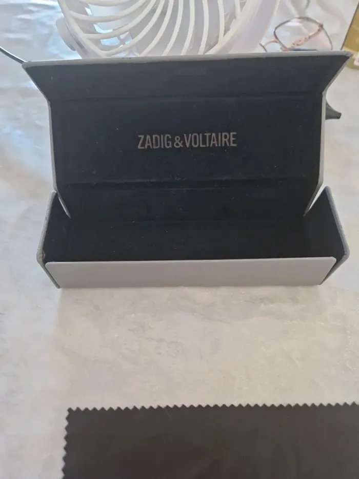 Zadig et voltaire - photo numéro 2