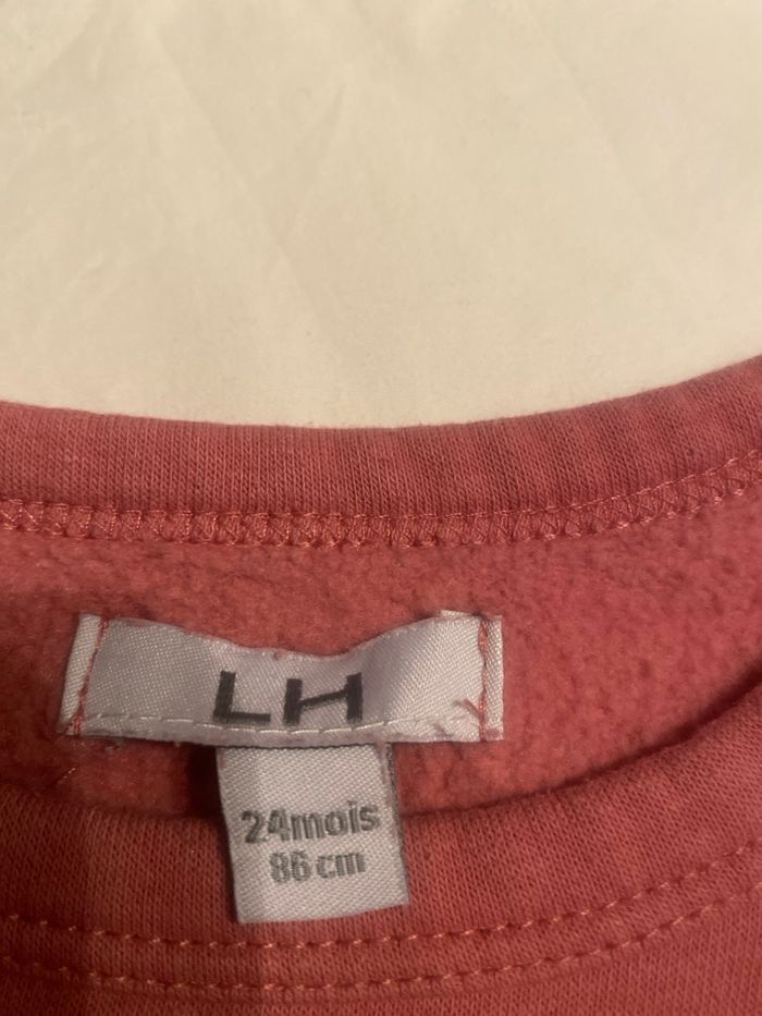 Pull fille 2ans - photo numéro 2