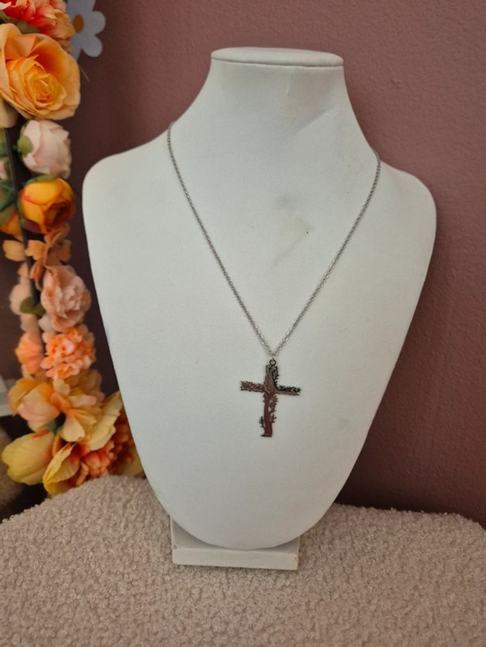 Collier croix