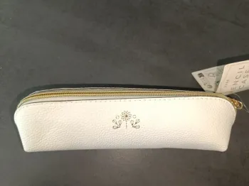 Trousse d'école neuve