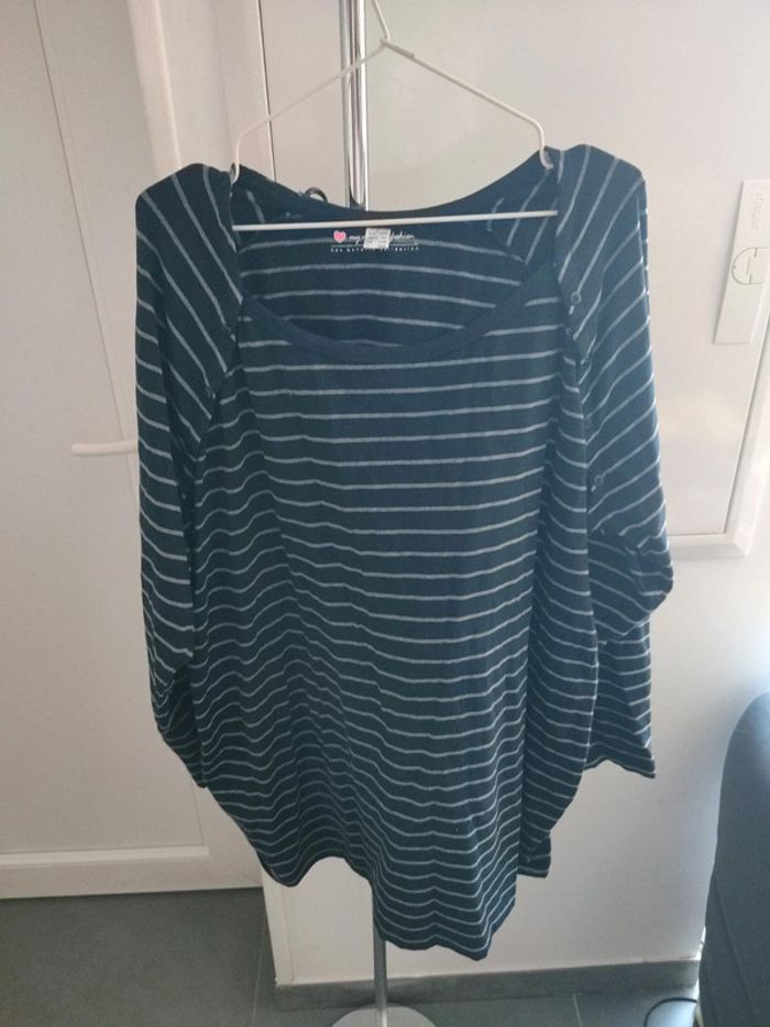 T-shirt manches longues allaitement T54 très bon état