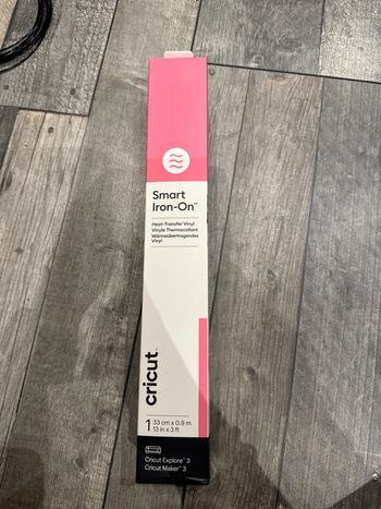 Cricut Iron on rose neuf flex