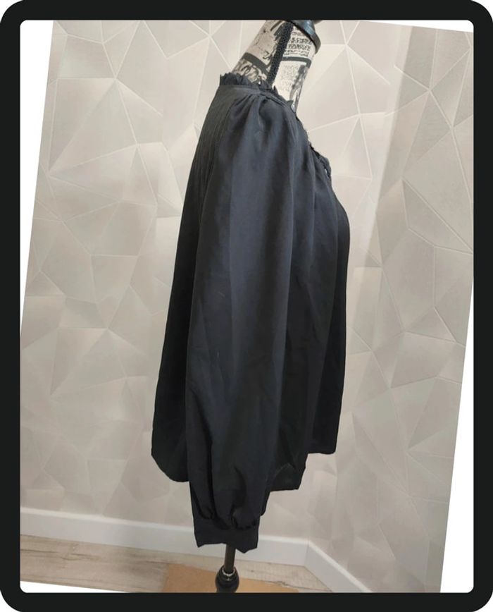 Chemise noire - photo numéro 2