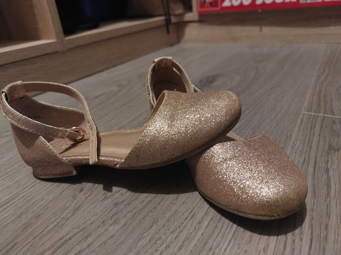 Ballerines de fête rose paillettes 29 - photo numéro 2