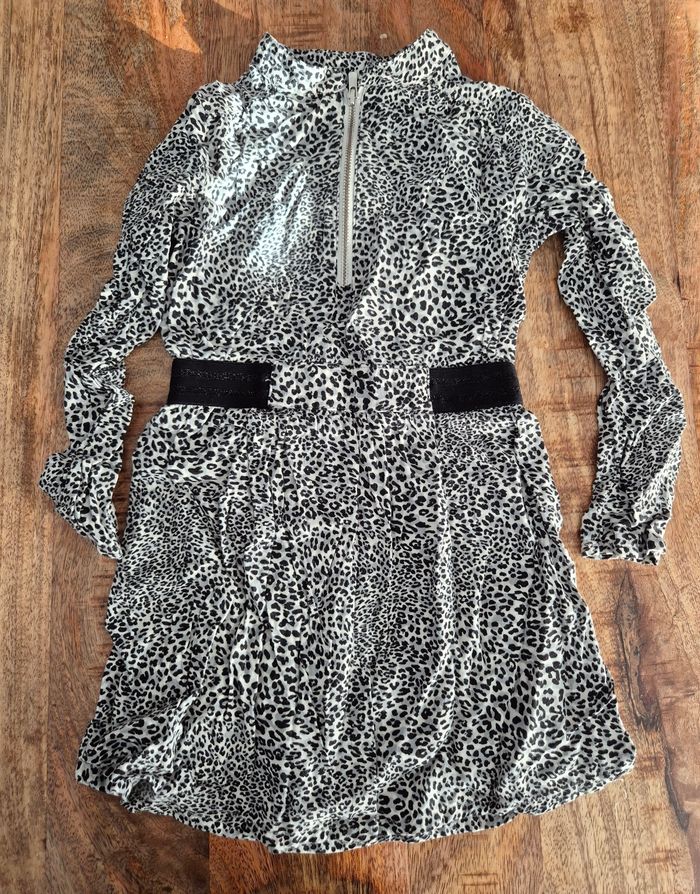 Magnifique robe Ikks 5 ans motif léopard gris - photo numéro 6