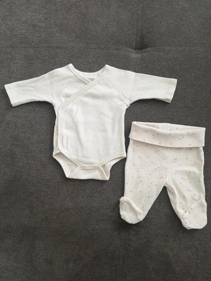 Ensemble body pantalon crème 1 mois