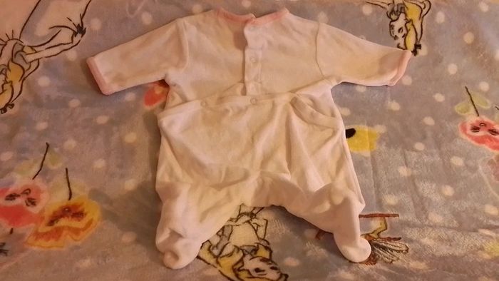 Pyjama Kiabi 1 mois - photo numéro 3