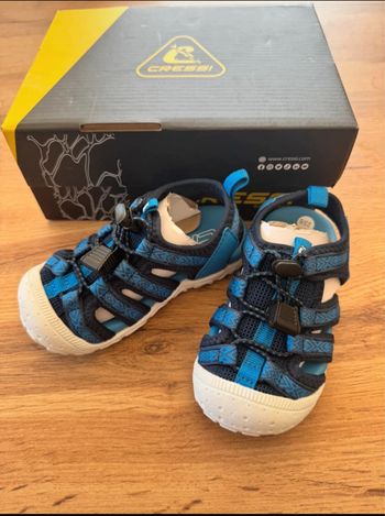 Sandales été Cressi 23 neuves