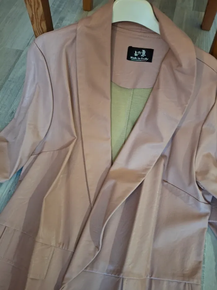 Blazer rose poudré cintré en simili - photo numéro 3