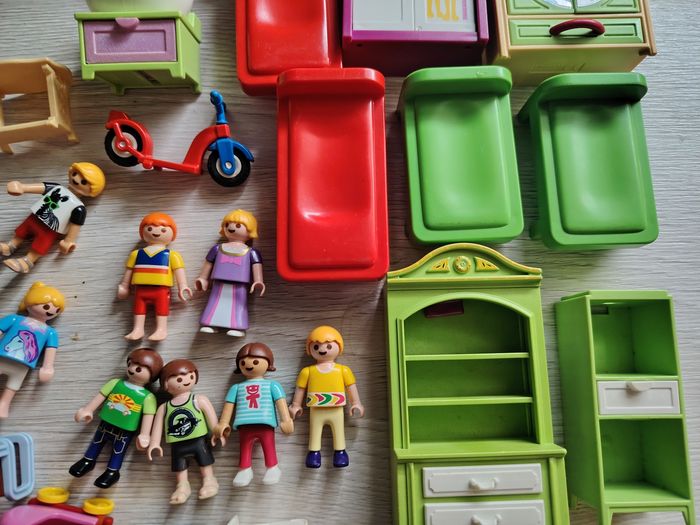 Lot meubles et enfants playmobil - photo numéro 4