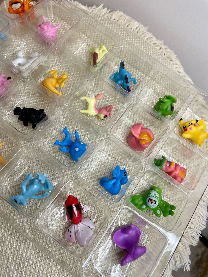 Calendrier de L’avent de noël Pikachu Pokémon - photo numéro 4