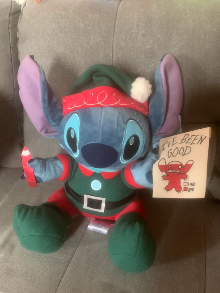 Peluche stitch noël officielle Disney