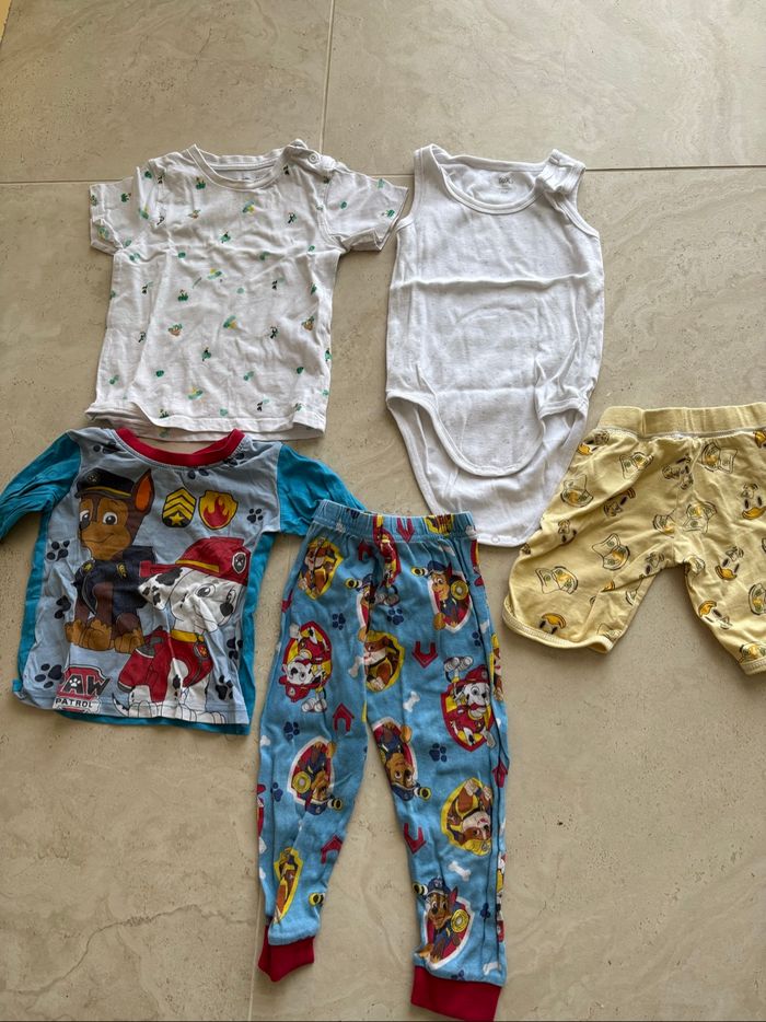 Lot vêtements garçon 23 mois - photo numéro 3