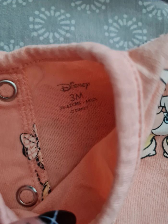 Barboteuse minnie daisy disney 3 mois - photo numéro 3